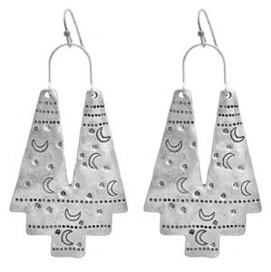 Geometrical moon stamped earrings